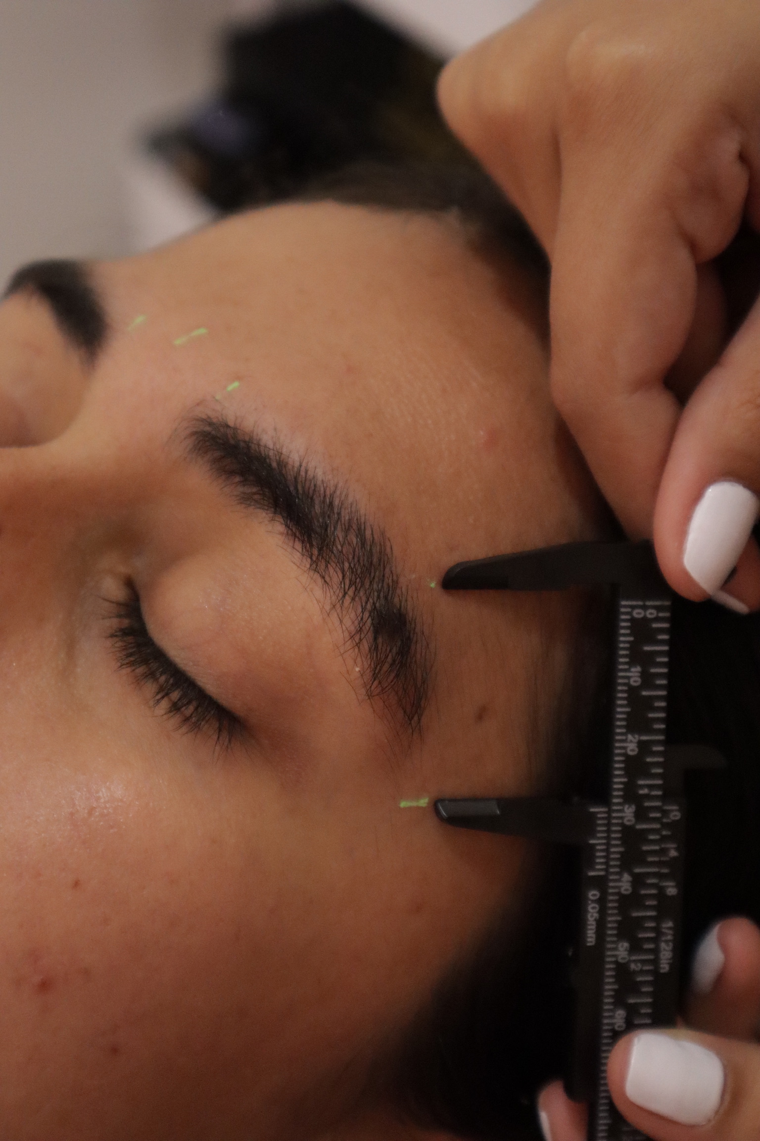 Brow definition before lamination